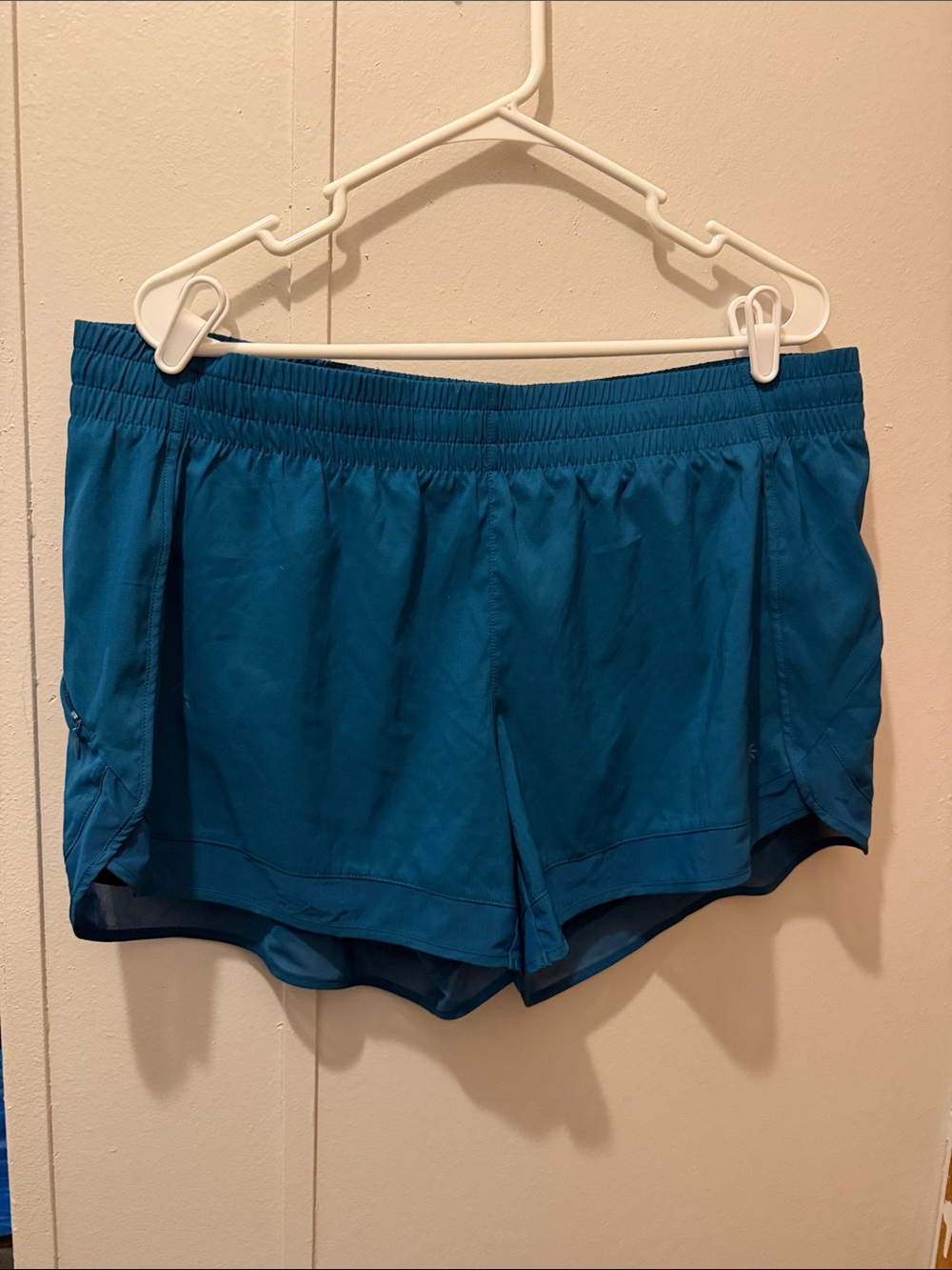 Athleta Teal Split-Hem Athletic Shorts